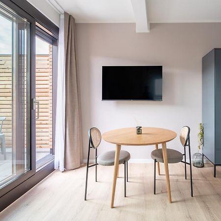 Limehome Stuttgart Elsenhansstr Oda fotoğraf