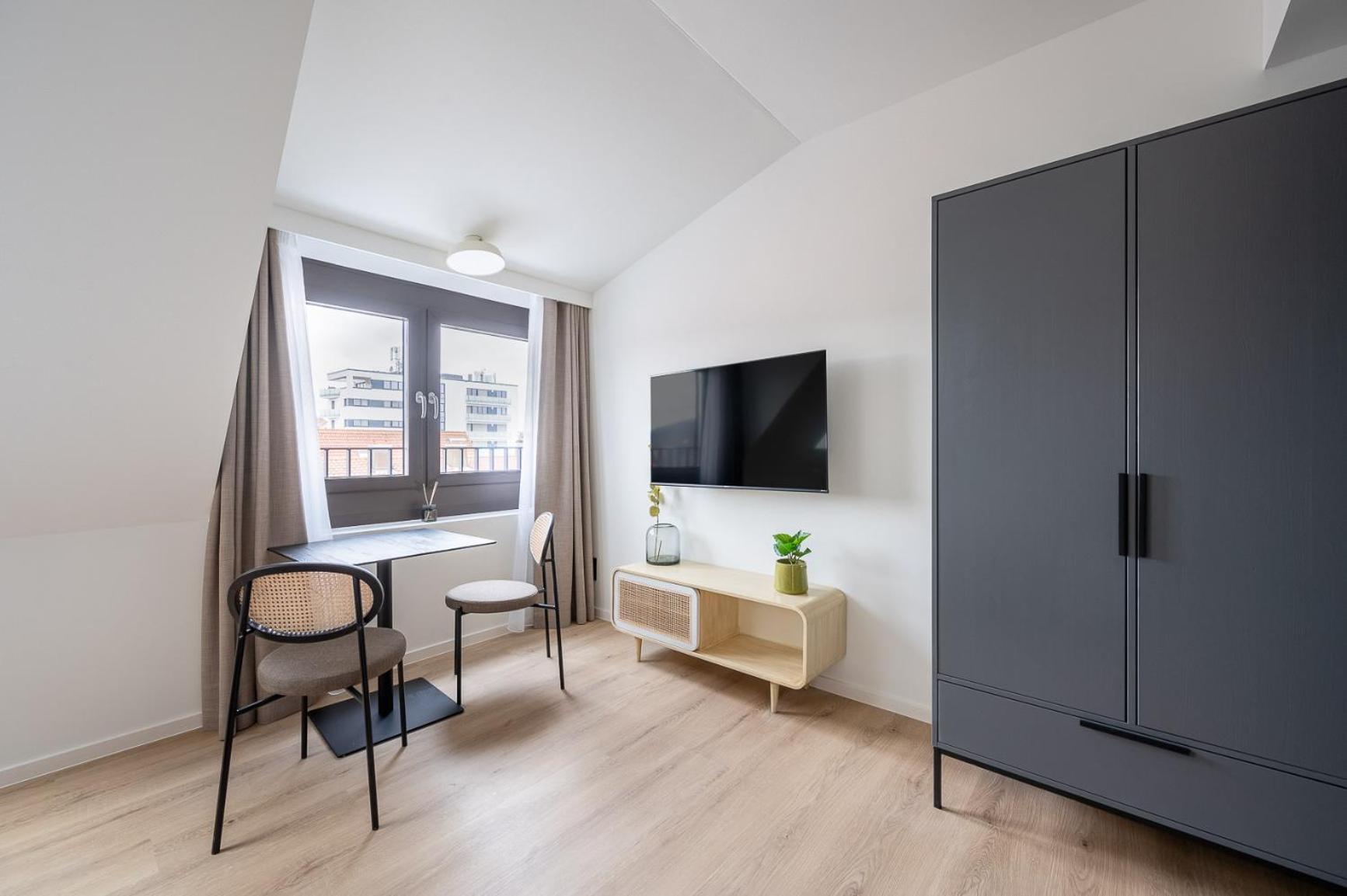 Limehome Stuttgart Elsenhansstr Oda fotoğraf