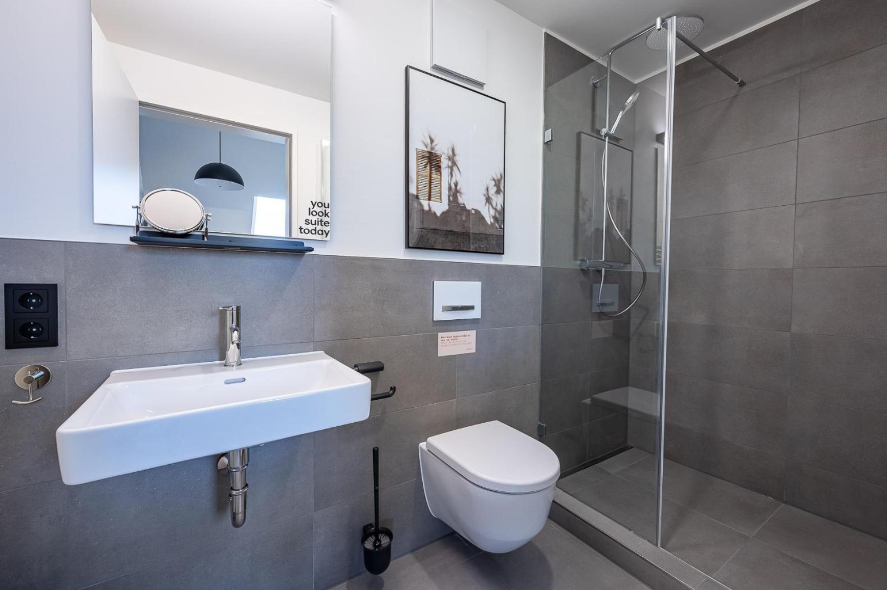Limehome Stuttgart Elsenhansstr Oda fotoğraf
