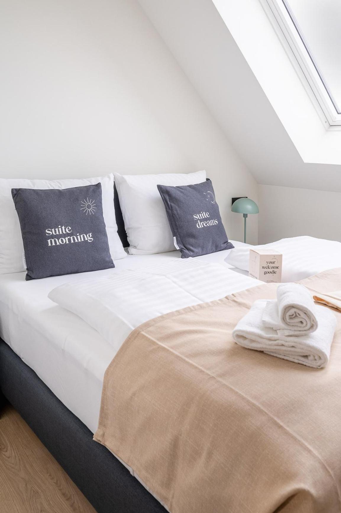 Limehome Stuttgart Elsenhansstr Oda fotoğraf
